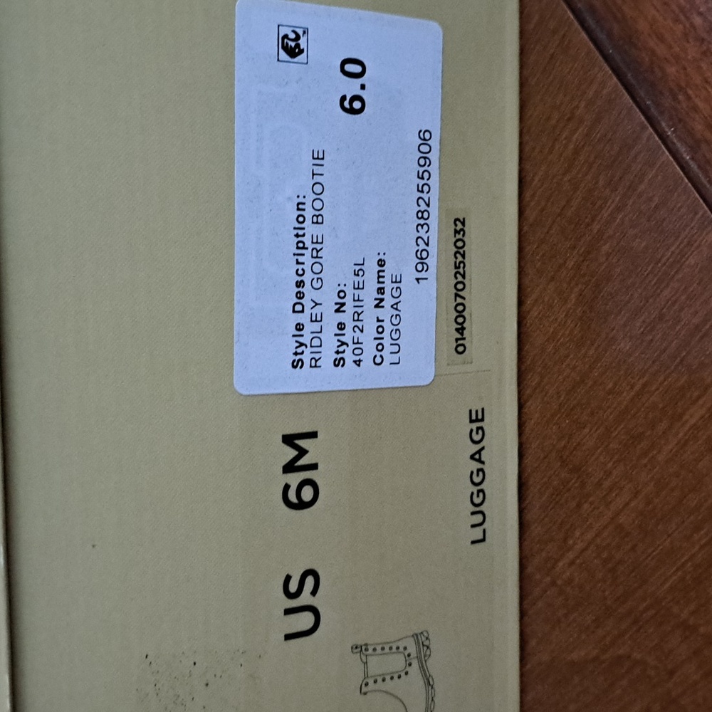 FLASH SALE Michael Kors genuine Lether Upper ridley gore bootie 6M - Picture 8 of 9